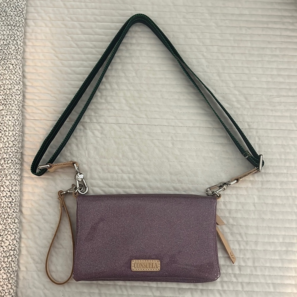 Lyndz Uptown Crossbody